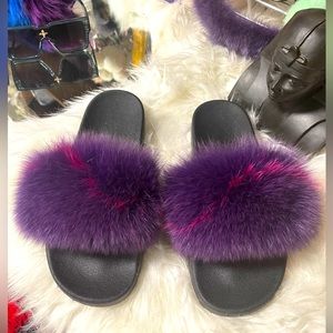 Fox fur slippers